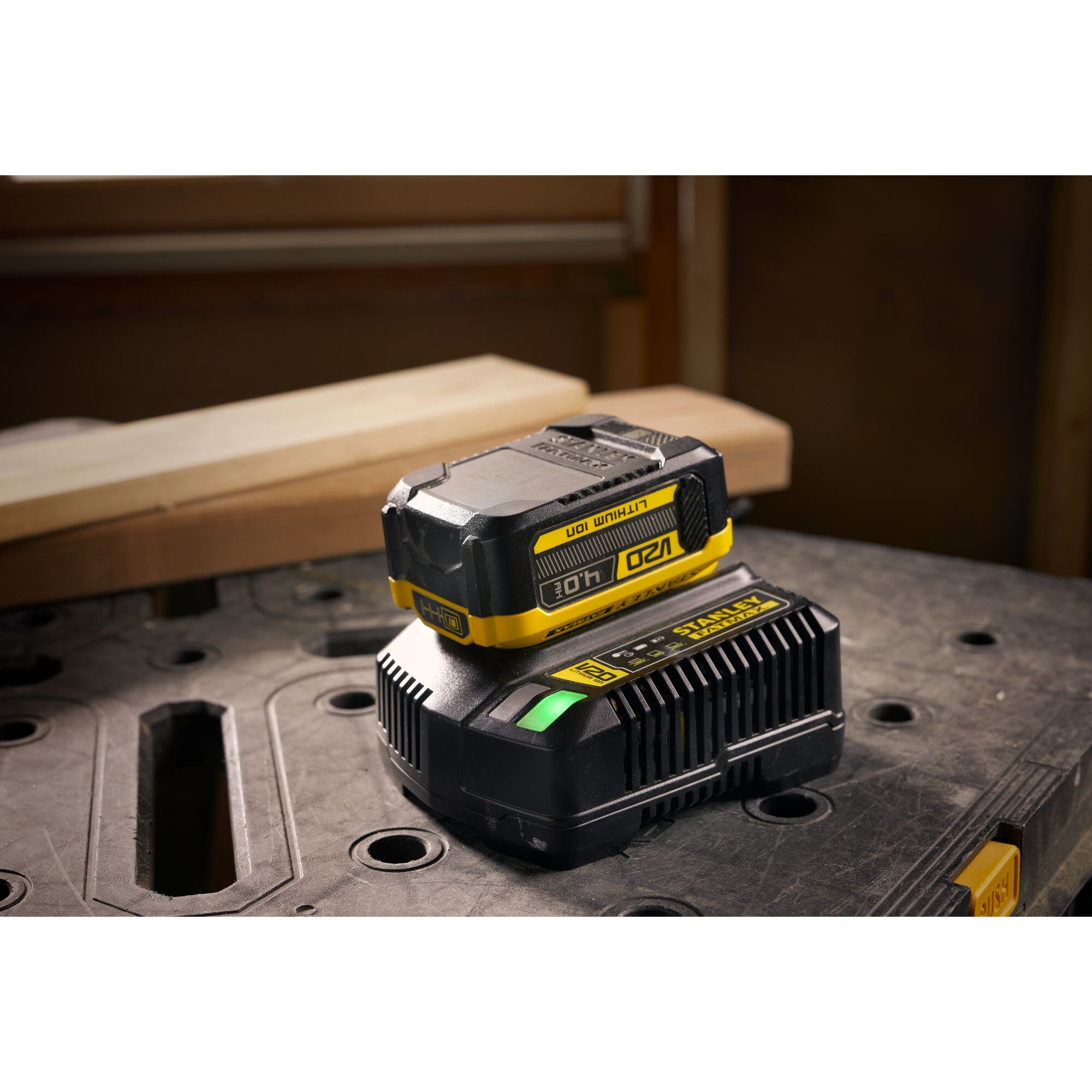 Stanley fatmax best sale battery 4ah